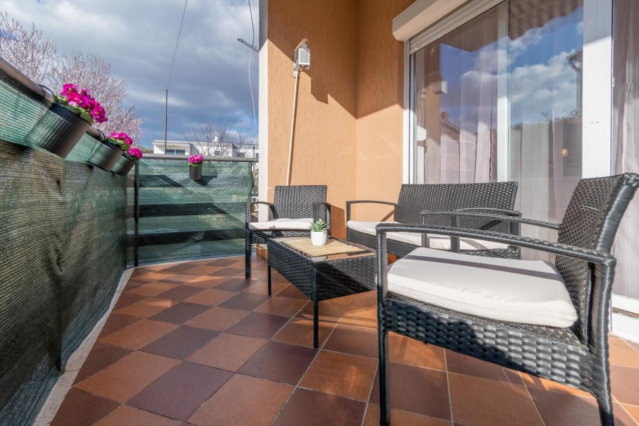 Apartman Monte Grande Pula Zewnętrze zdjęcie